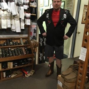 Meet your Posher, Justin